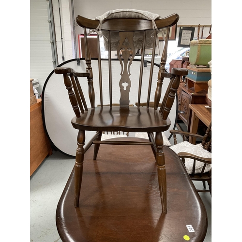 324 - DARK OAK PRIORY EXTENDING REFECTORY DINING TABLE WITH 6 MATCHING DINING CHAIRS TO INCLUDE 2 CARVERS ... 