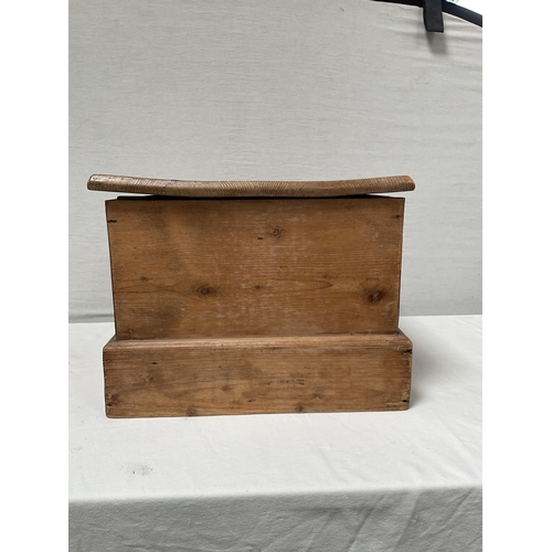 334 - VICTORIAN PINE BOX COMMODE - H12.5