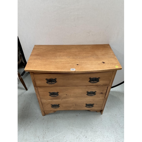 337 - EDWARDIAN PINE 3 DRAWER BEDROOM CHEST - H32