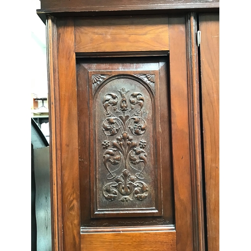 345 - EDWARDIAN MAHOGANY MIRROR DOOR ROBE WITH SINGLE DRAWER TO BASE CARVED PANELS AND FLY AWAY CORNICE - ... 