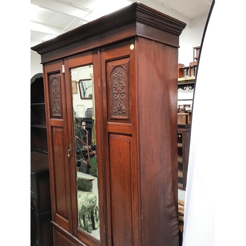 345 - EDWARDIAN MAHOGANY MIRROR DOOR ROBE WITH SINGLE DRAWER TO BASE CARVED PANELS AND FLY AWAY CORNICE - ... 