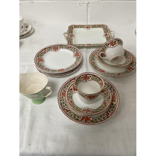 26 - REGENCY & VICTORIA BONE CHINA PART TEA SETS A/F