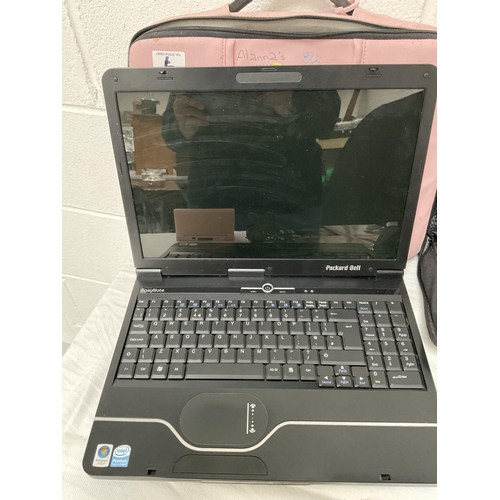 7 - PACKARD BELL LAPTOP AND NINTENDO DS SOLD AS SPARES AND 11 X DS GAMES AND CD'S ETC