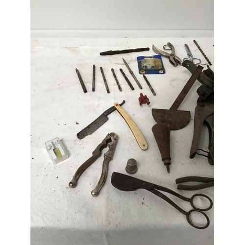 79 - BOX OF TOOLS AND HARDWARRE