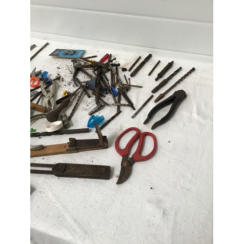 79 - BOX OF TOOLS AND HARDWARRE