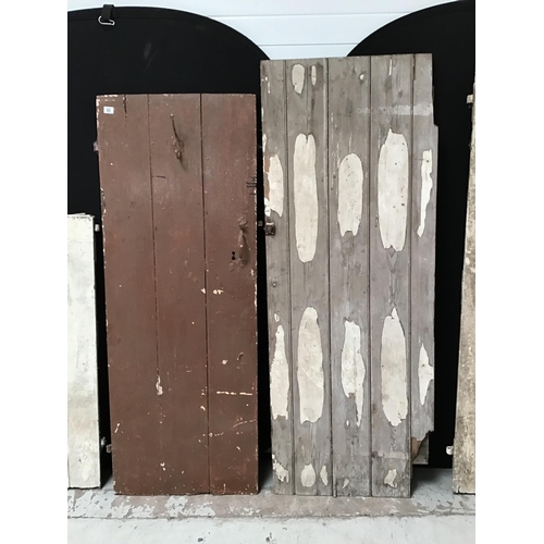 85 - 9 PERIOD WOODEN DOORS