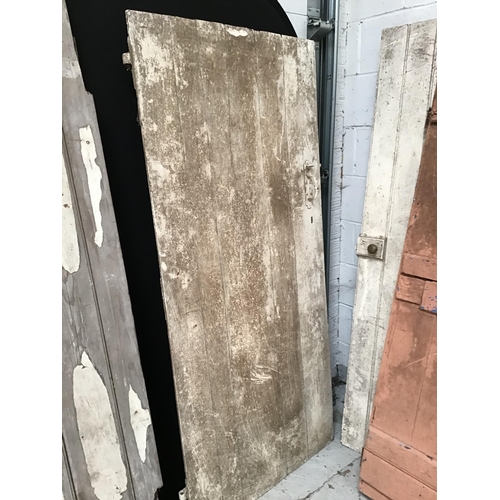 85 - 9 PERIOD WOODEN DOORS