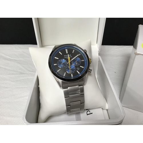 136 - PULSAR CHRONOGRAPH GENTS WRIST WATCH BOXED