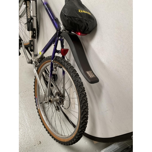 171 - CARRERA ALUMINIUM 7000 SERIES MOUNTAIN BIKE C/W SPARE SADDLE , MUD GUARDS, HELMET, PUMP ETC