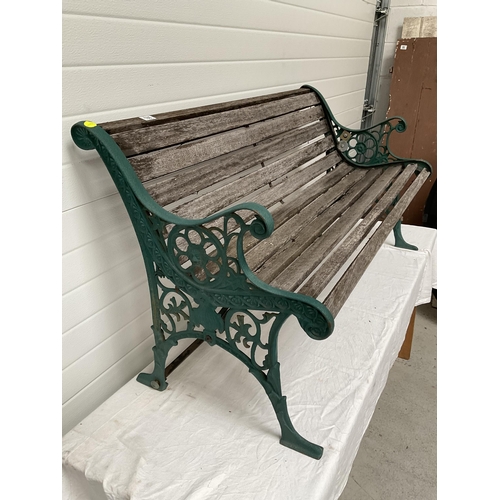 186 - VINTAGE GARDEN BENCH A/F - H28.5