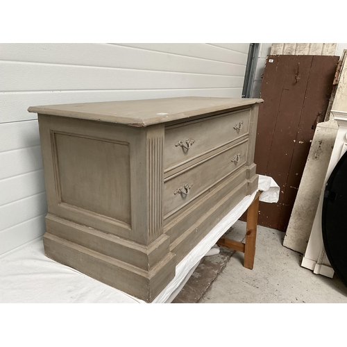 203 - GREY PAINTED 2 DRAWER CHEST - H23