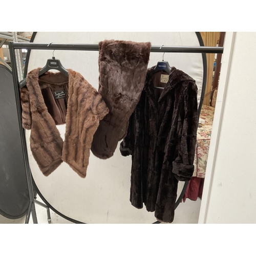 225 - CANADIAN FUR CO 3/4 LADIES FUR COAT AND CANADIAN FUR CO FUR SHOAL AND FURTHER FUR SHOAL