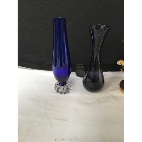 287 - 2 VICTORIAN COMPORTS, 2 VASES AND 2 GLASS VASES