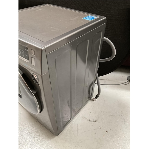 327 - SAMSUNG DIGITAL INVERTER TECHNOLOGY ECO BUBBLE 8KG WASHING MACHINE - IN VERY GOOD CONDITION - H33