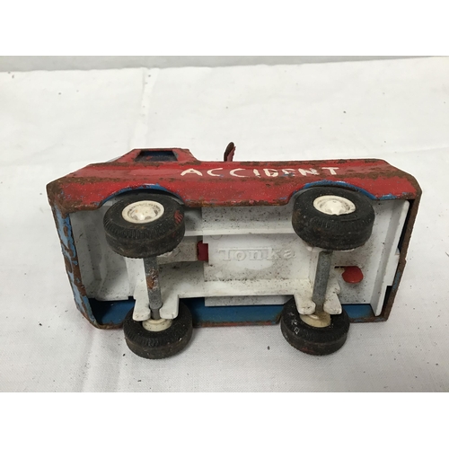 64 - CRATE OF VINTAGE TOYS TO INCLUDE OLD TIN TRAIN, TONKA TRUCK ETC