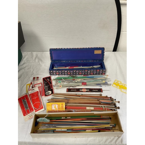 81 - VINTAGE OAK SEWING BOX AND CONTENTS AND 4 BOXES OF SEWING ITEMS