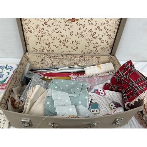 84 - 2 VINTAGE SUITCASES AND VINTAGE LINEN AND LACE