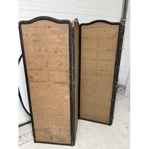 107 - VINTAGE 4 FOLD DRESSING SCREEN WITH SILK WORK PANNELS A/F W 92