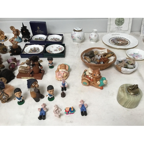 345 - BOX OF COLLECTABLES TO INC WADE WHIMSIES AYNSLEY PENDELFIN FIGURES WOODEN FIGURES ETC