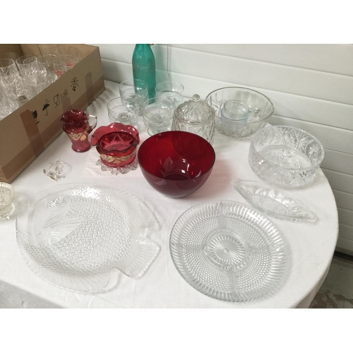 36 - 3 BOXES OF GLASSWARE TO INCLUDE 2 PIECES OF VICTORIAN CRANBERRY GLASS ETC