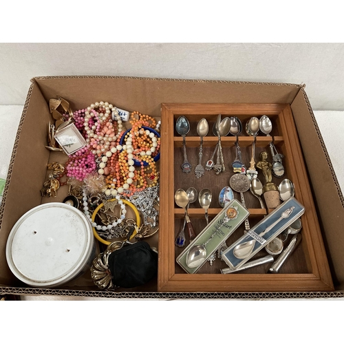 195 - QTY OF COSTUME JEWELLERY, COLLECTORS SPOONS ETC