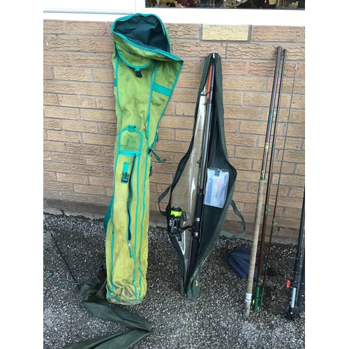 93 - LARGE QTY OF FISHING ITEMS TO INCLUDE SHIMANO/MITCHELL ROD, FEEDER RODS, UMBRELLA, WHIPS, CLOSED FAC... 