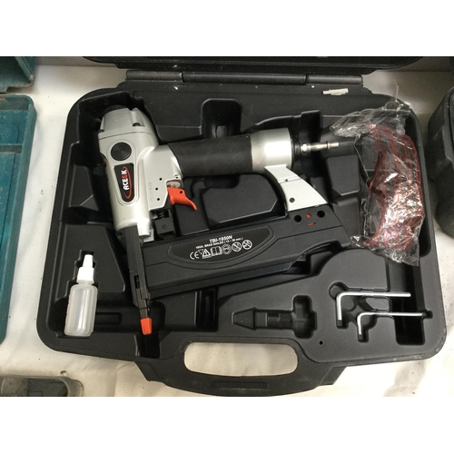 105 - QTY OF CASED TOOLS TO INCLUDE MAKITA POWER DRILL, 110 DRILL, ELECTRIC SAW, NAIL GUN ETC   *****MAKIT... 