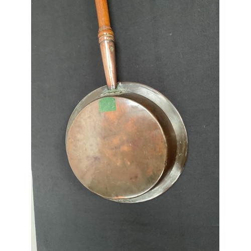 153 - GEORGIAN COPPER WARMING PAN DIA 12