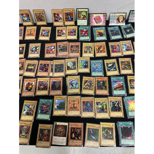 162 - QTY OF HARRY POTTER TRADING CARDS AND A QTY OF POKAMON TRADING CARDS