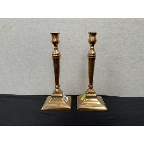 173 - PAIR OF GEORGIAN BRONZE CANDLESTICKS H 10