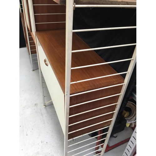 275 - RETRO STACKING LADDER UNIT COMPRISING OF 3 SECTIONS WITH 3 CABINETS AND 2 SHELVES    H 78