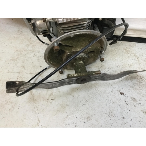 283 - BRIGGS AND STRATTON 300 E PETROL ENGINE WITH MOWER BLADE