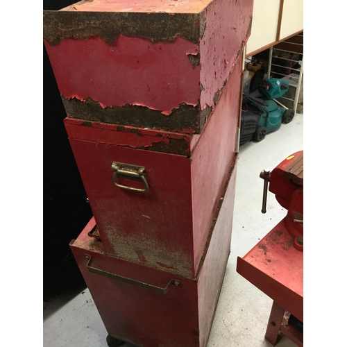 290 - WORKSHOP STACK ON TOOL BOX A/F H 61