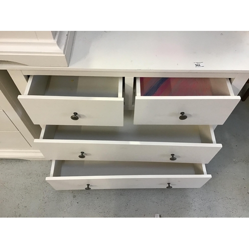 326 - 2 MODERN WHITE BEDROOM CHESTS AND A MATCHING BEDSIDE CHEST (1 HANDLE MISSING) 
COD H 31