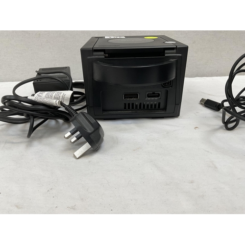 181 - NINTENDO GAME CUBE WITH CONTROLLER