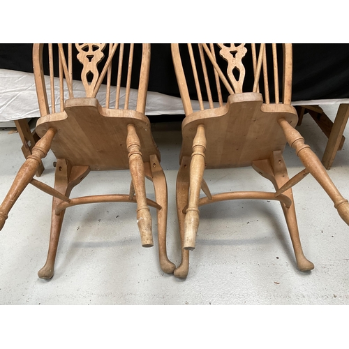 192 - SET OF 6 BEECH WHEELBACK DINING CHAIRS ON STRETCHERED CABRIOLE LEGS A/F