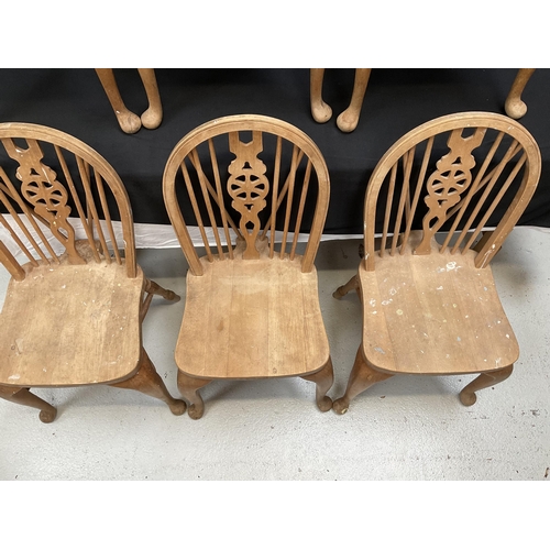 192 - SET OF 6 BEECH WHEELBACK DINING CHAIRS ON STRETCHERED CABRIOLE LEGS A/F