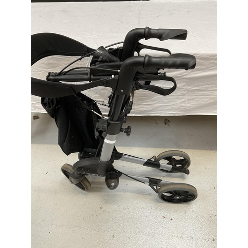 193 - FOLDING WALKING AID