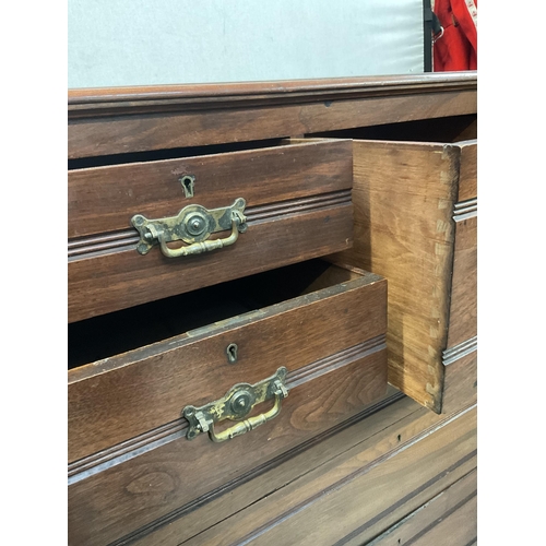 365 - EDWARDIAN MAHOGANY BEDROOM CHEST OF 8 DRAWERS TO INCLUDE A HAT DRAWER - H49