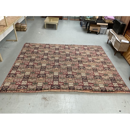 385 - LARGE PATTERNED CARPET 127