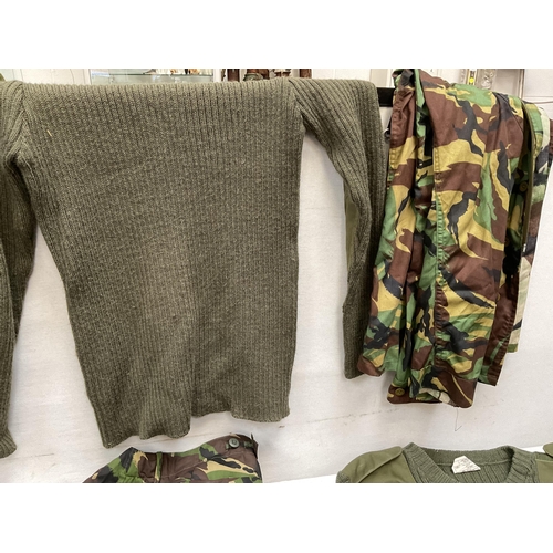 410 - BAG OF CAMOUFLAGE MILITARY UNIFORM