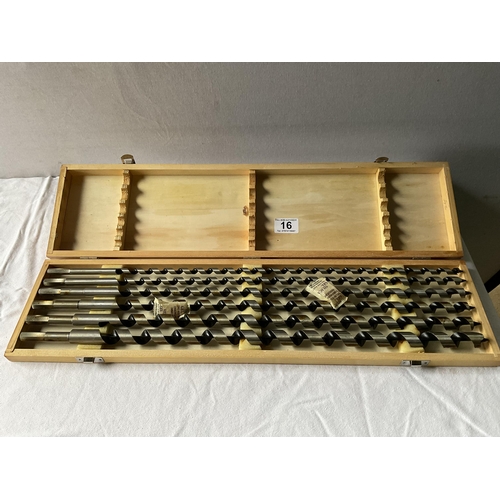 16 - CASED LARGE AUGAR BITS