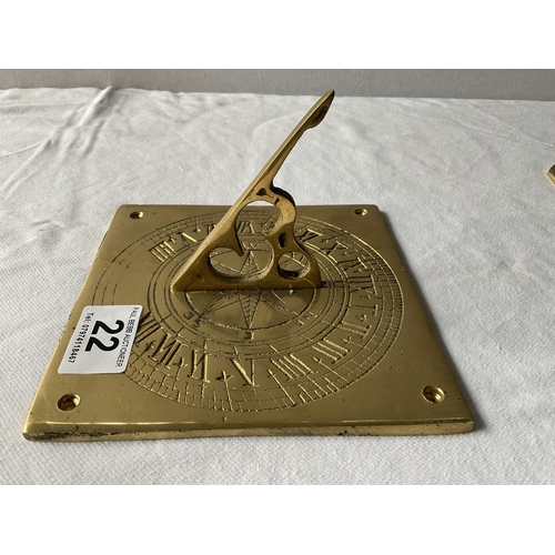 22 - 2 REPRODUCTION BRASS SUN DIALS - DIA 6