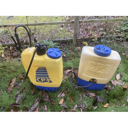 298 - 2 GARDEN BACKPACK SPRAYERS