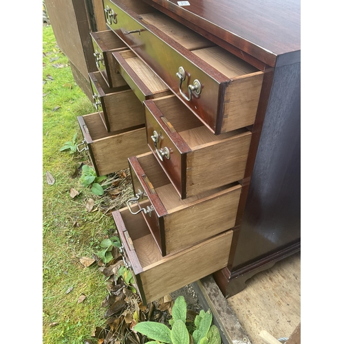 302 - HAND MADE MAHOGANY LADIES WRITING DESK WITH 7 DRAWERS AND CENTER CUPBOARD COMPLETE WITH KEYS - H31