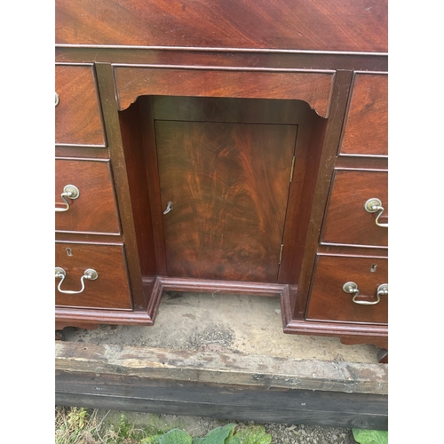 302 - HAND MADE MAHOGANY LADIES WRITING DESK WITH 7 DRAWERS AND CENTER CUPBOARD COMPLETE WITH KEYS - H31