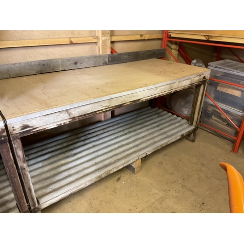 307 - LARGE WORKSHOP TABLE - H33