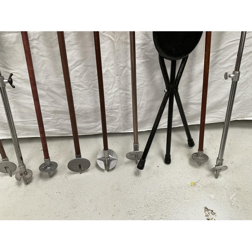 8 - LARGE QTY OF VINTAGE SHOOTING STICKS - H 35