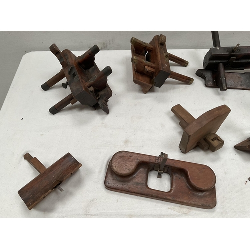 36 - QTY OF VICTORIAN PLOUGH PLANES