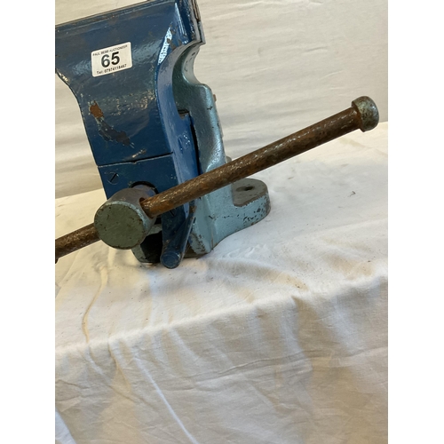 65 - LARGE RECORD NO 25 HEAVY DUTY BENCH VICE - L23